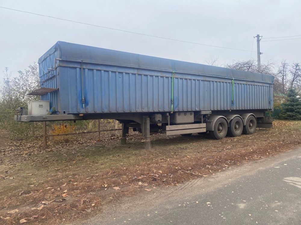 Обмін на легковий автомобіль Полупричеп контейнеровоз зерновоз