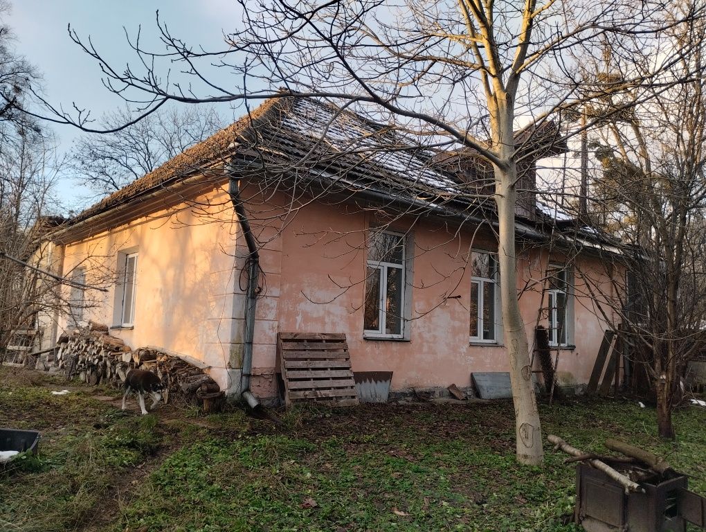 Будинок в селі Муроване, отг Муроване