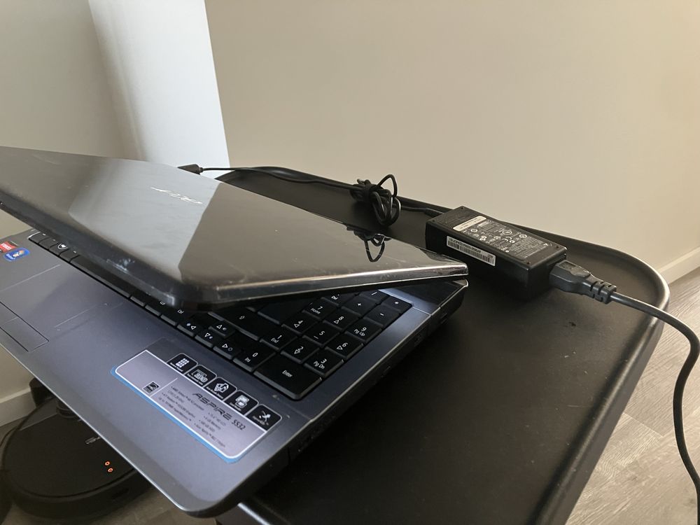 Portátil Acer Aspire 5532