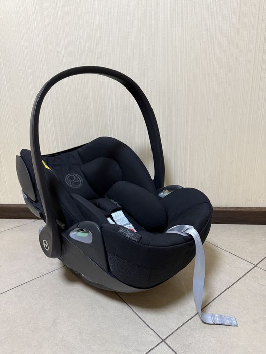Автокрісло Cybex Cloud T i-size Sepia Black + адаптери