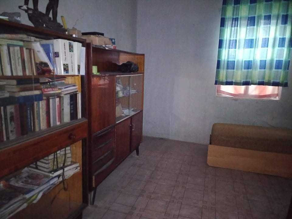 Продається земля в селі з 2 будинками. Село Бобрица, Черкаской обл.