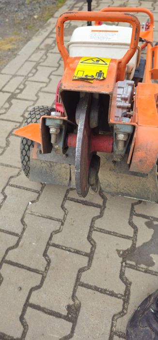 Frezarka do pni Dosko Honda Laski karczownik