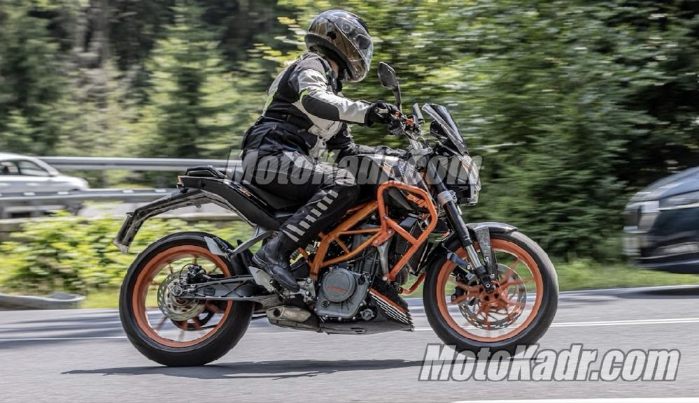 Motocykl KTM Duke 390