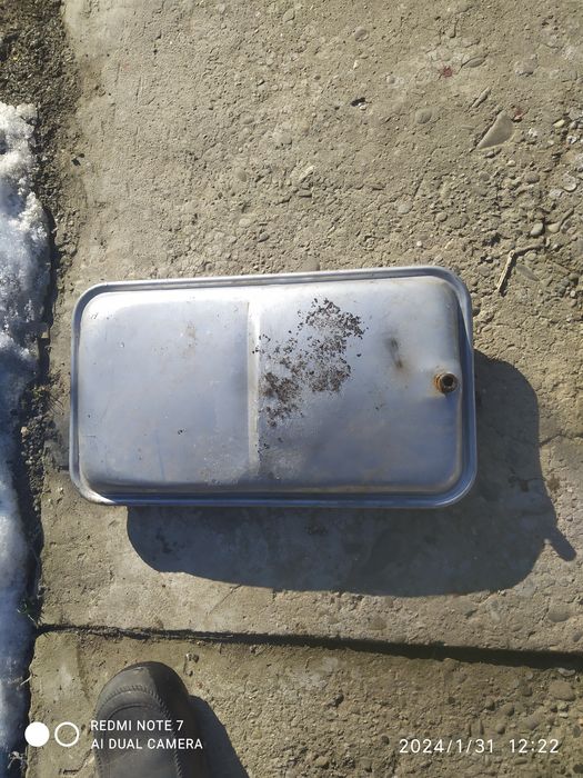 Розшеритильний бачок