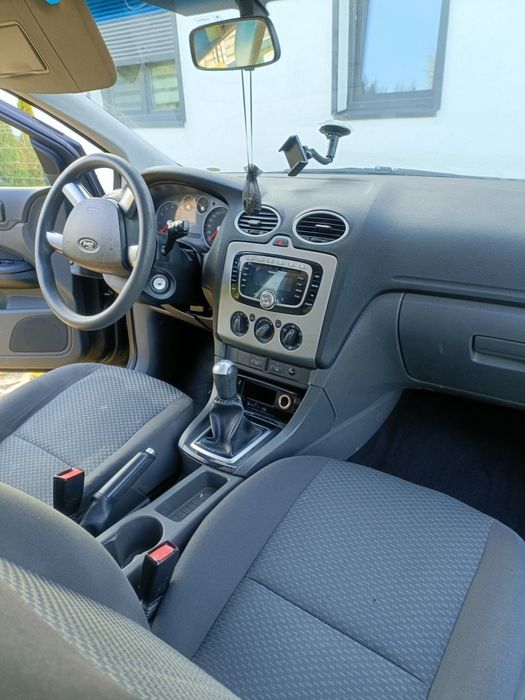 Sprzedam Forda Focusa 1,6