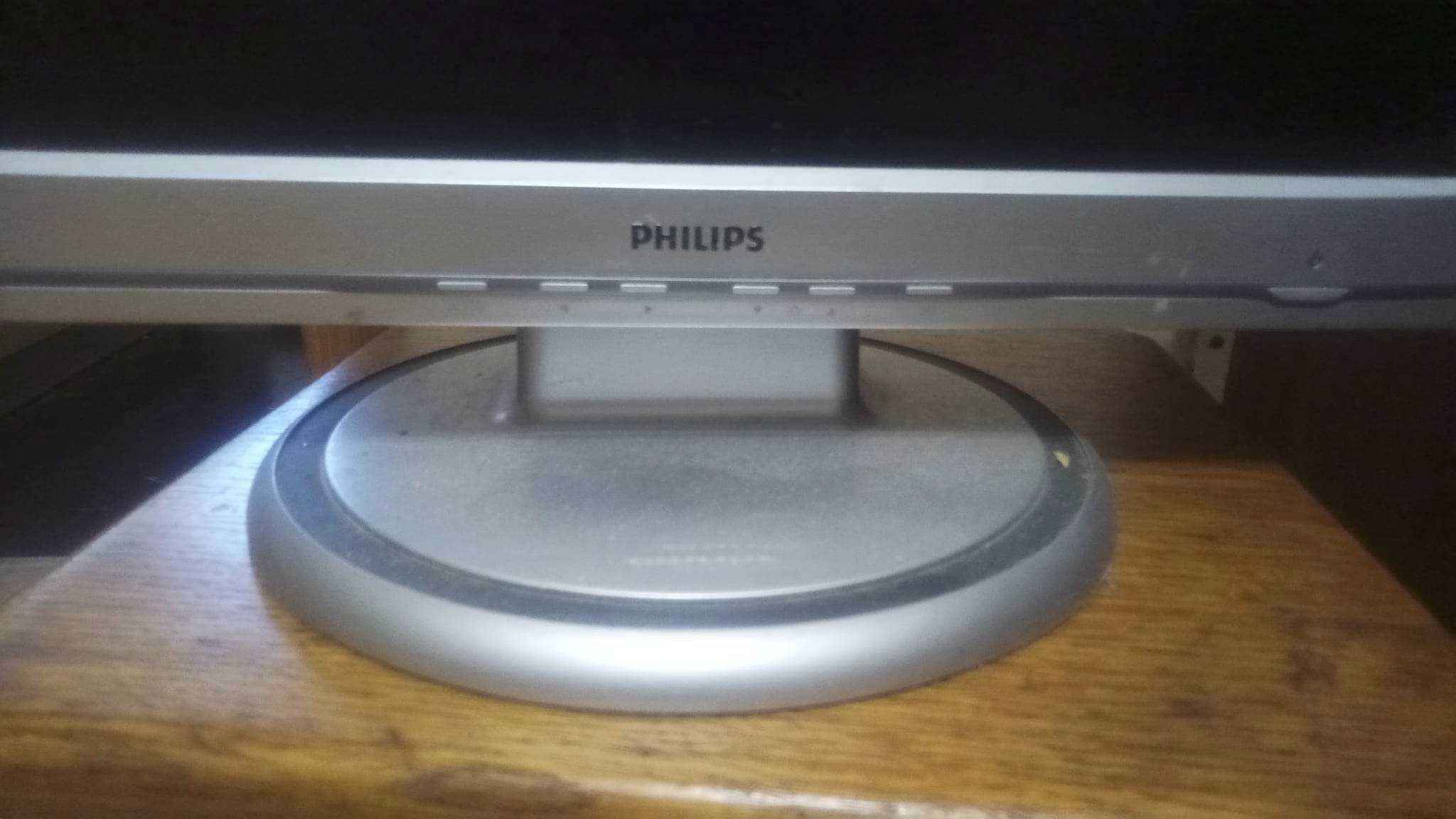 Продам монитор Philips 190s5