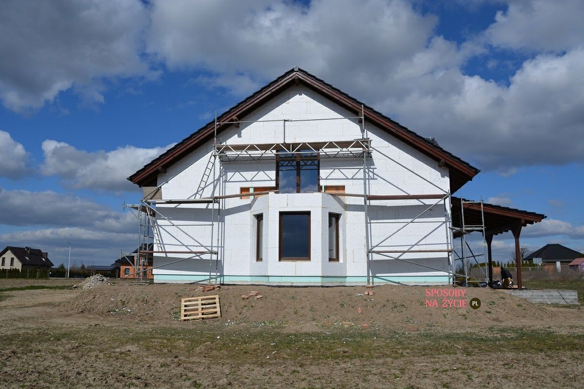 Docieplenia, malowanie elewacji. Terminy na wiosnę. Tanio, solidnie.