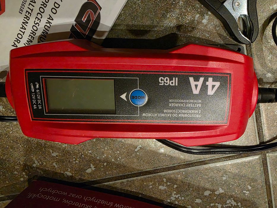 Prostownik 4A GtMax z mikroprocesorem