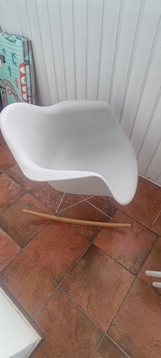 Fotel bujany dla dzieci