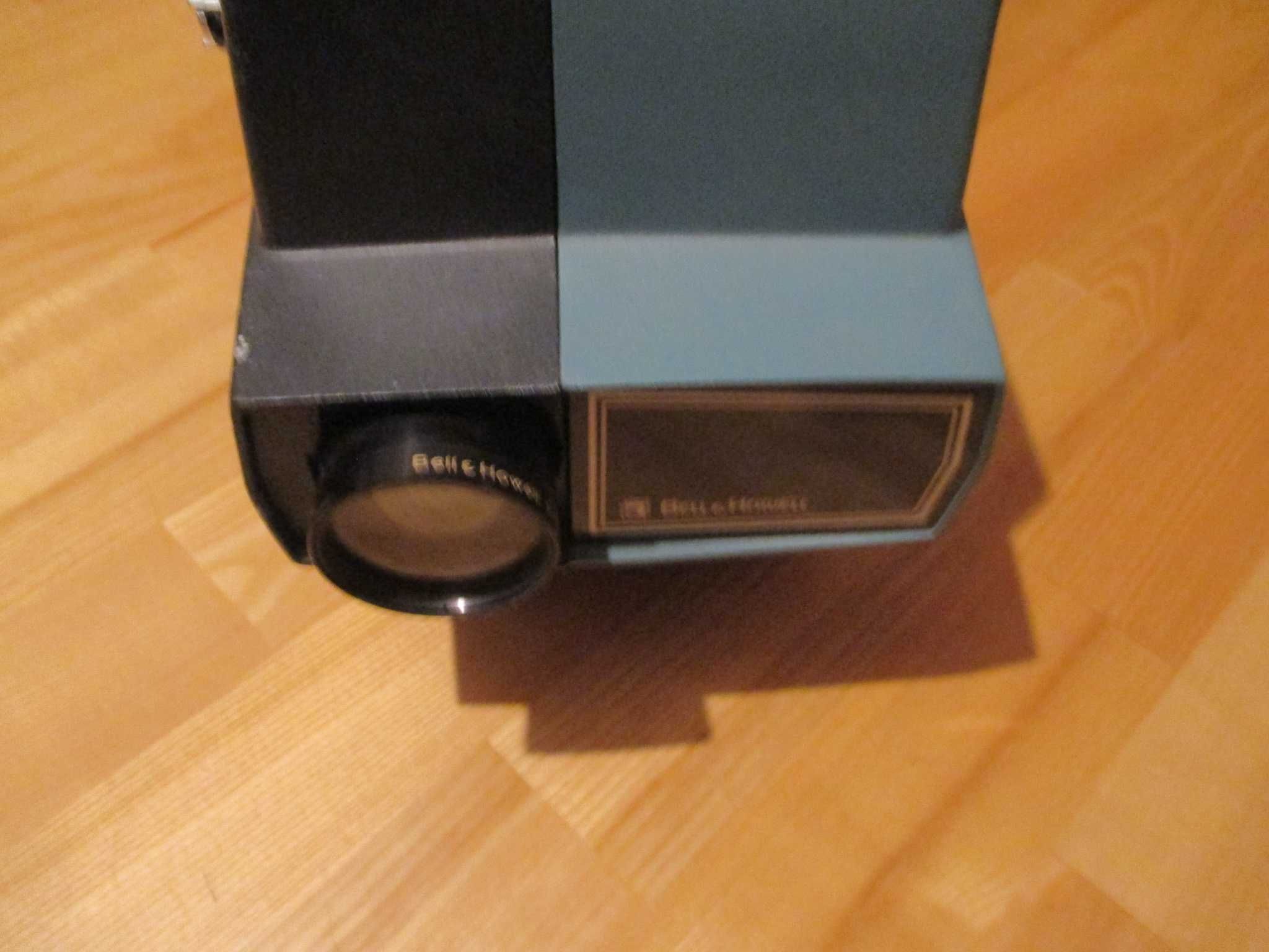 stary projektor BELL & HOWELL model 746 F