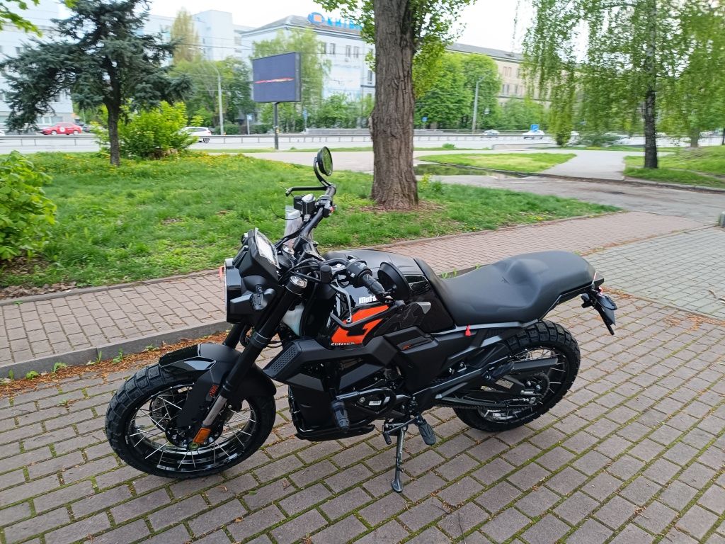 Мотоцикл ZONTES ZT200 GK