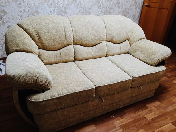 Продам диван!срочно !
