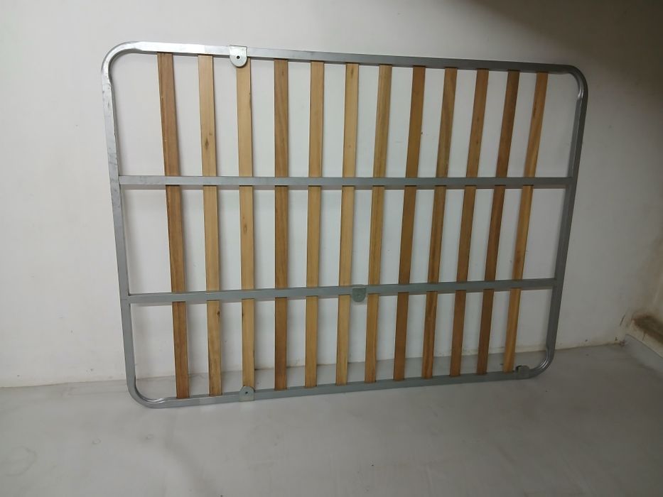 Estrado em alumínio