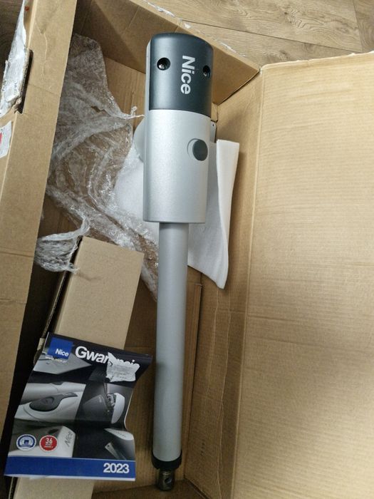 Siłownik do bramy NICE TOO3000