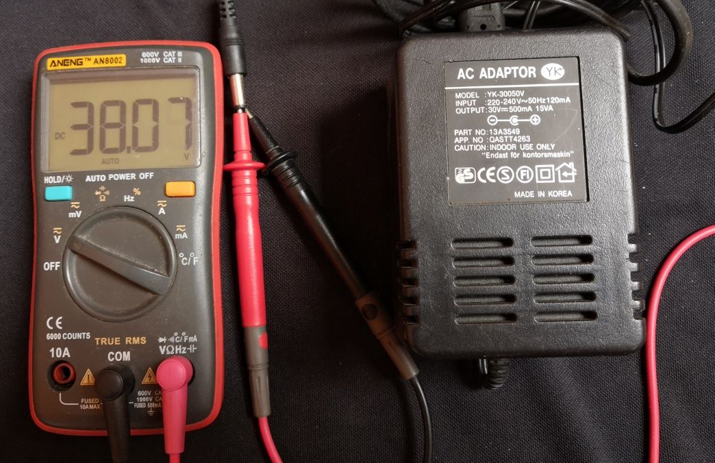 Zasilacz transformatorowy 30V 500mA 15VA napięcie stałe