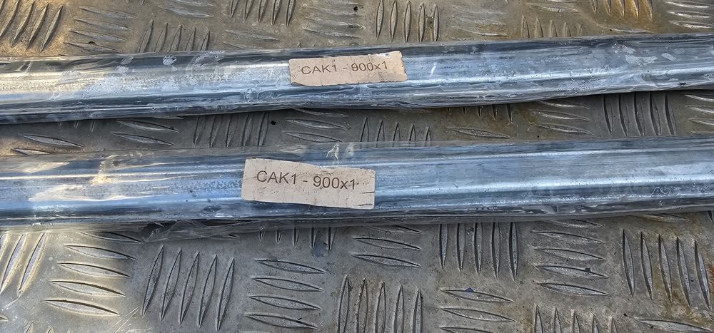 Wieszak grzejnika 90