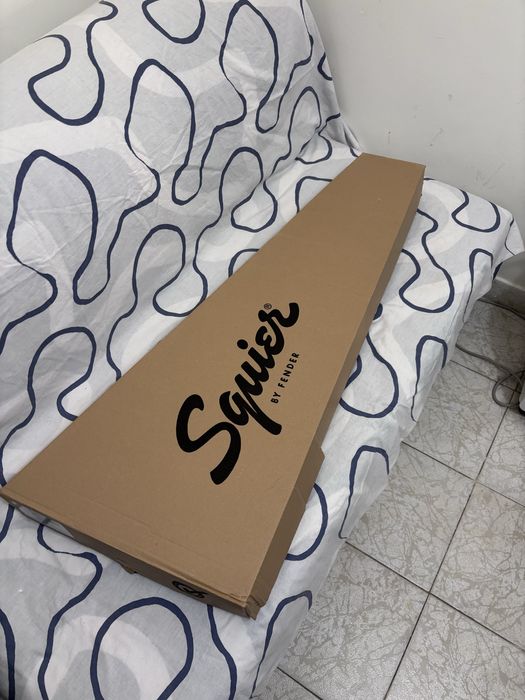 Squier by Fender Sonic Stratocaster Electric Guitar