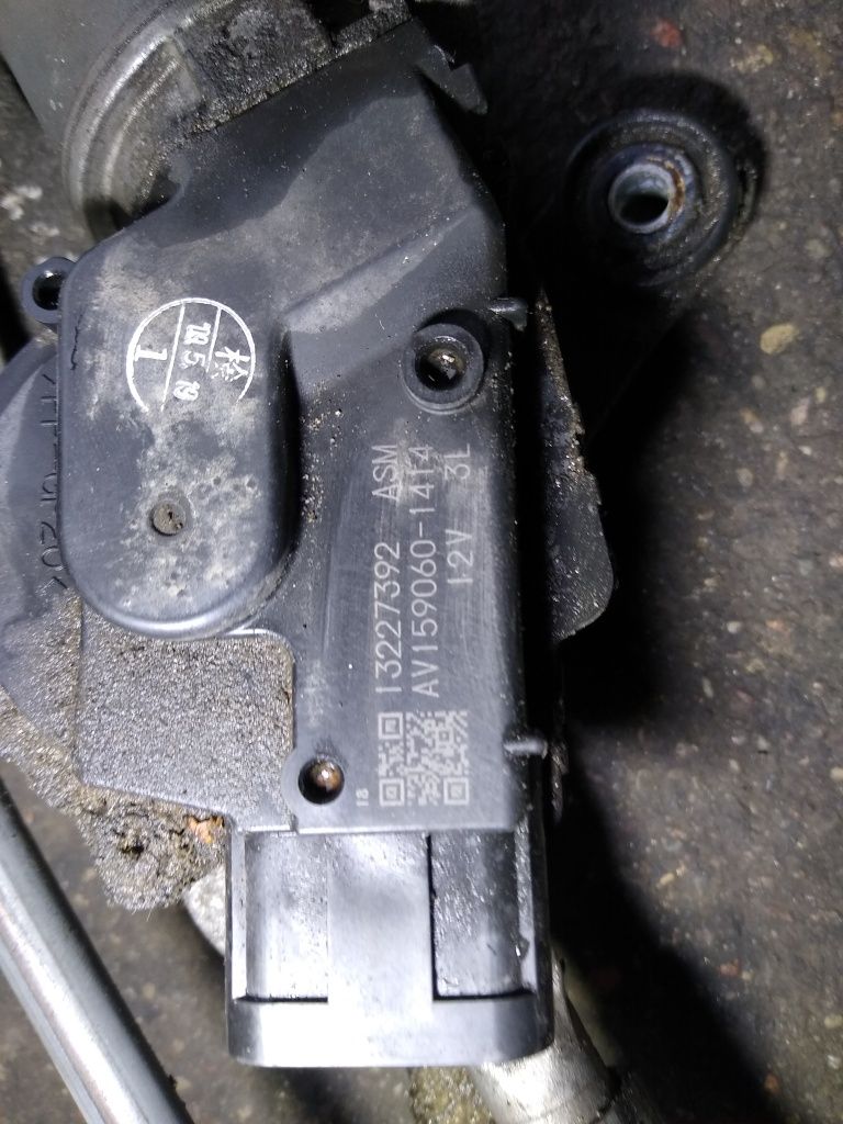 Mechanizm wycieraczek silniczek przód opel Insignia A oryginał Europa