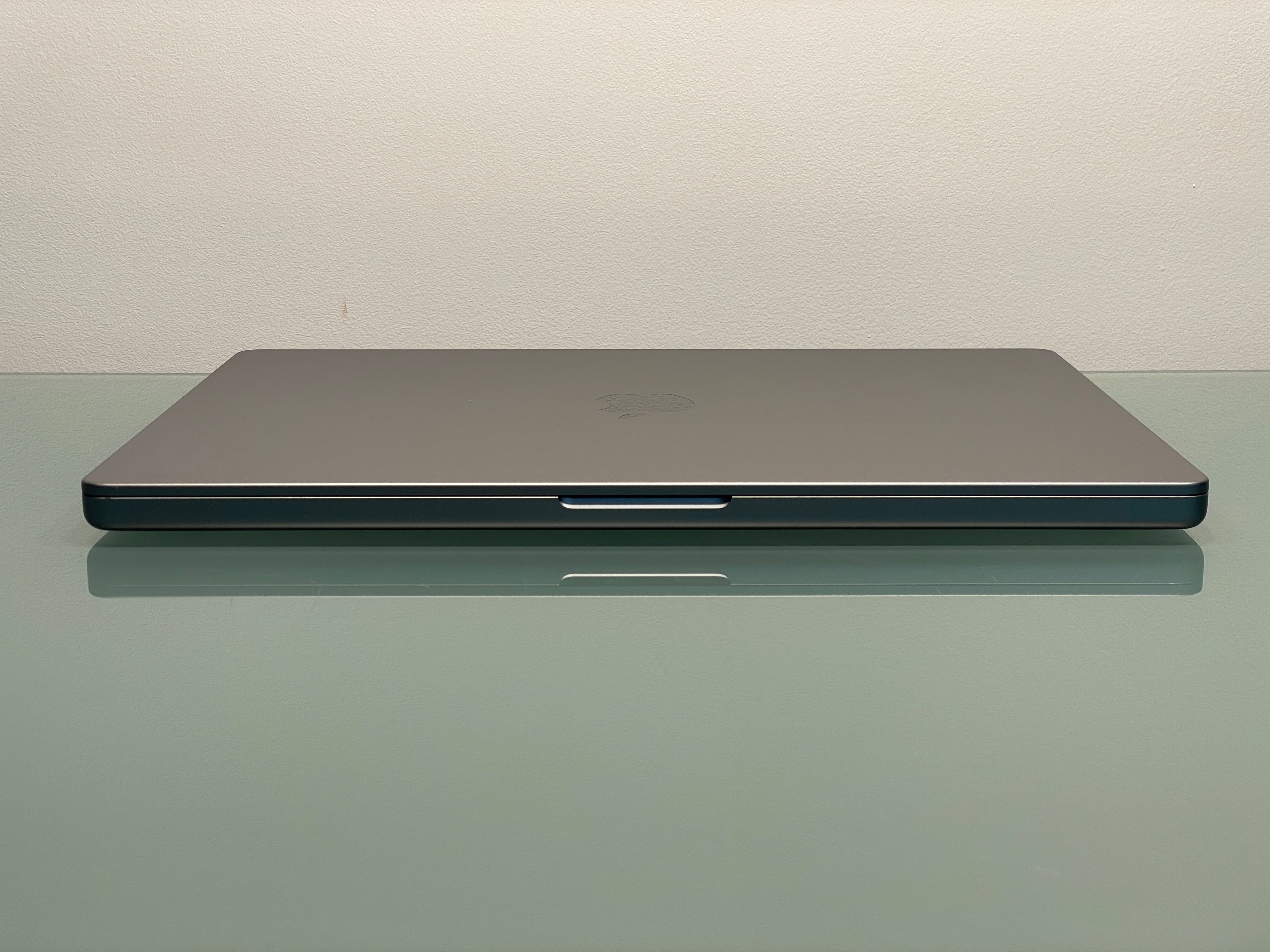 2021 MacBook Pro A2485 16" M1 PRO 32GB 512GB