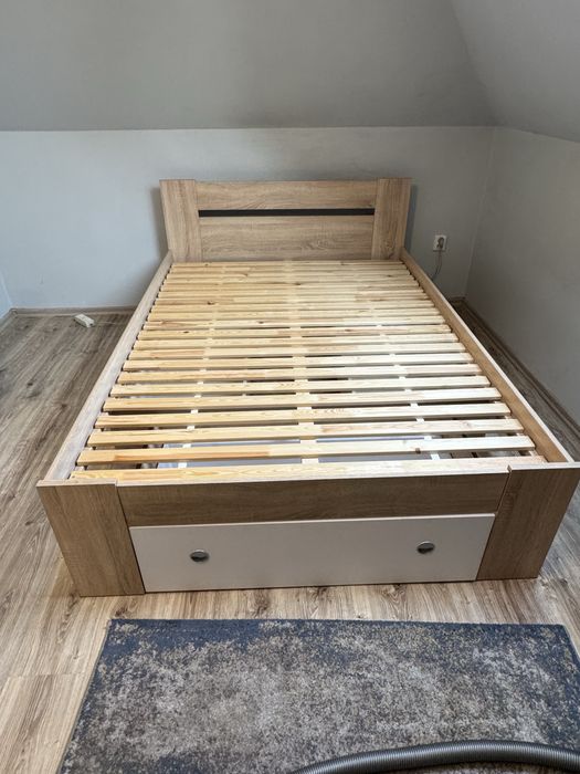 Sprzedam łóżko sypialniane