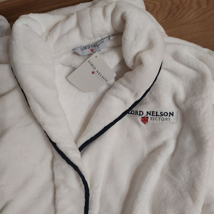 Халат махровий білий