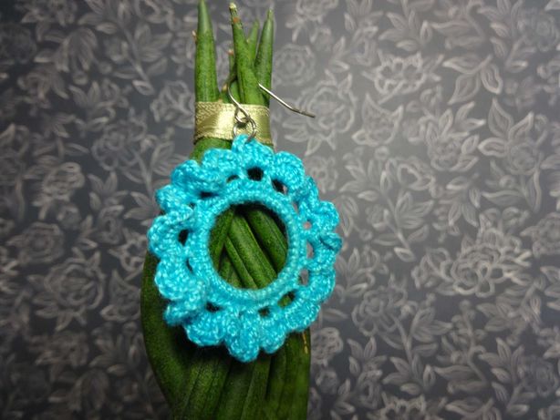 kolczyki handmade szydełko szydełkowane niebieskie kwiatki kółka