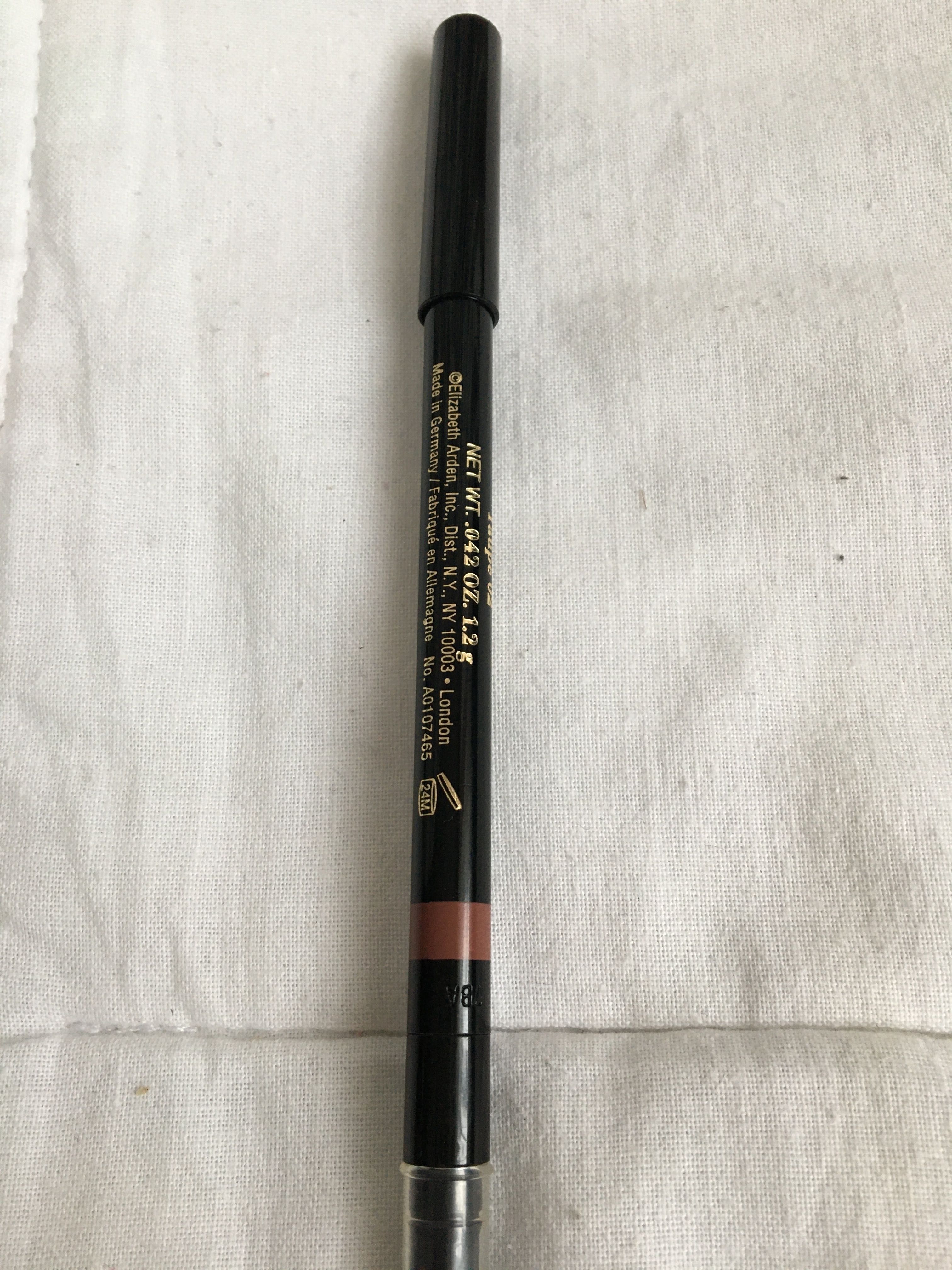 Elizabeth Arden , super trwała konturówka, 02 Taupe,