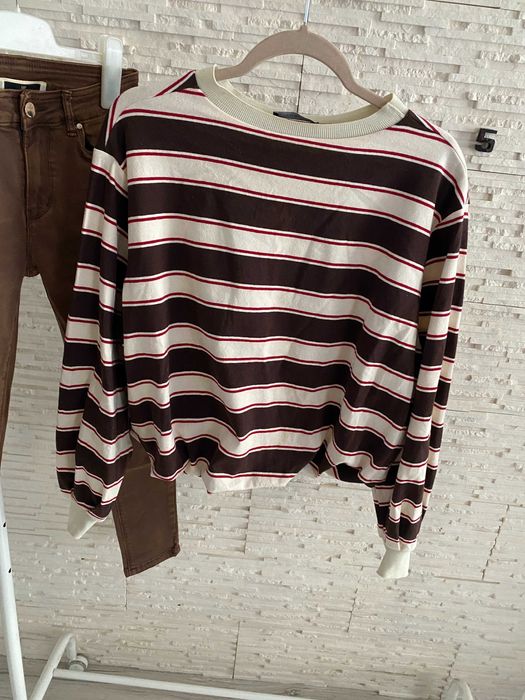 Lumina bluza paski z lekka gumką  w pasie