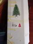 Vendo arvore de natal.  Usada apenas uma vez. Está  nova