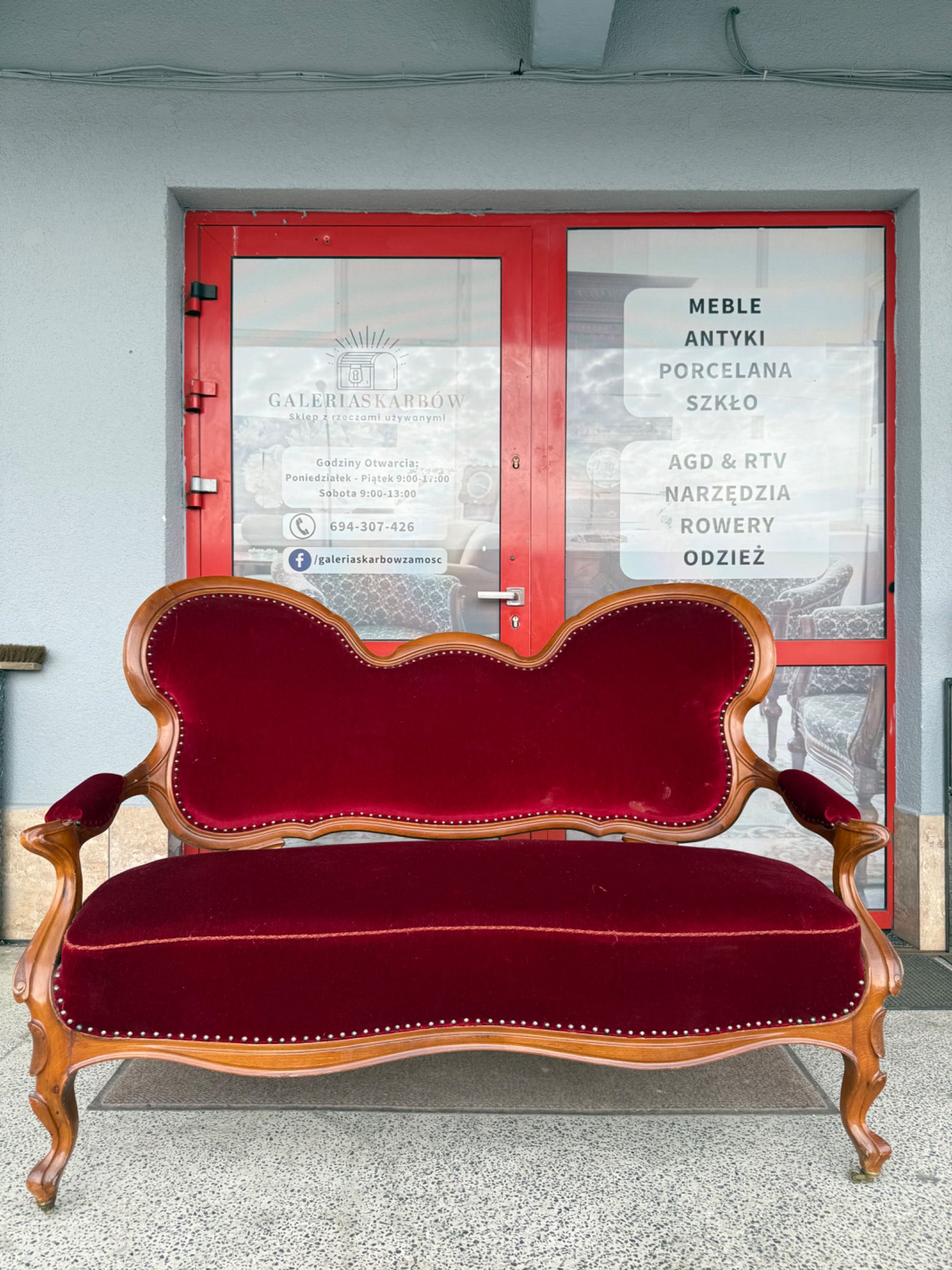 Stylowa sofa w stylu Ludwik XV | Kanapa Filip meble używane DOWÓZ