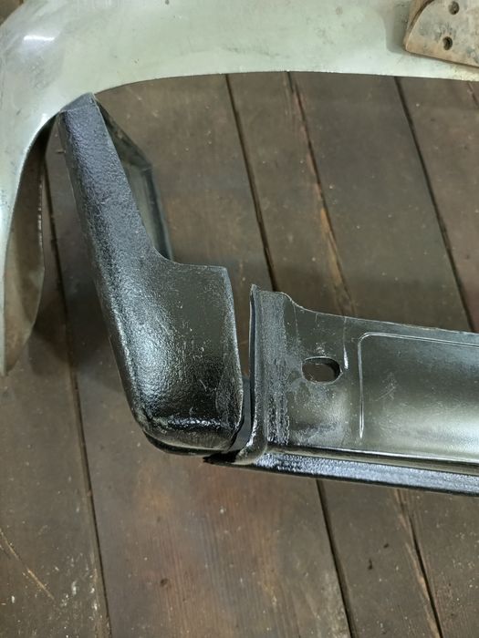 Продам 2 бампера 2101и2107