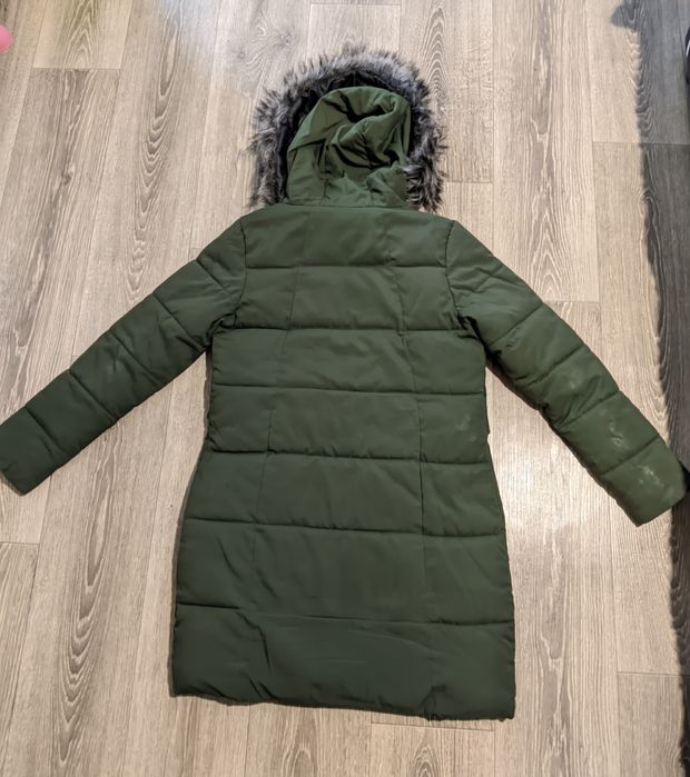 Жіноча зимова куртка, темно-зеленого кольору, розмір L