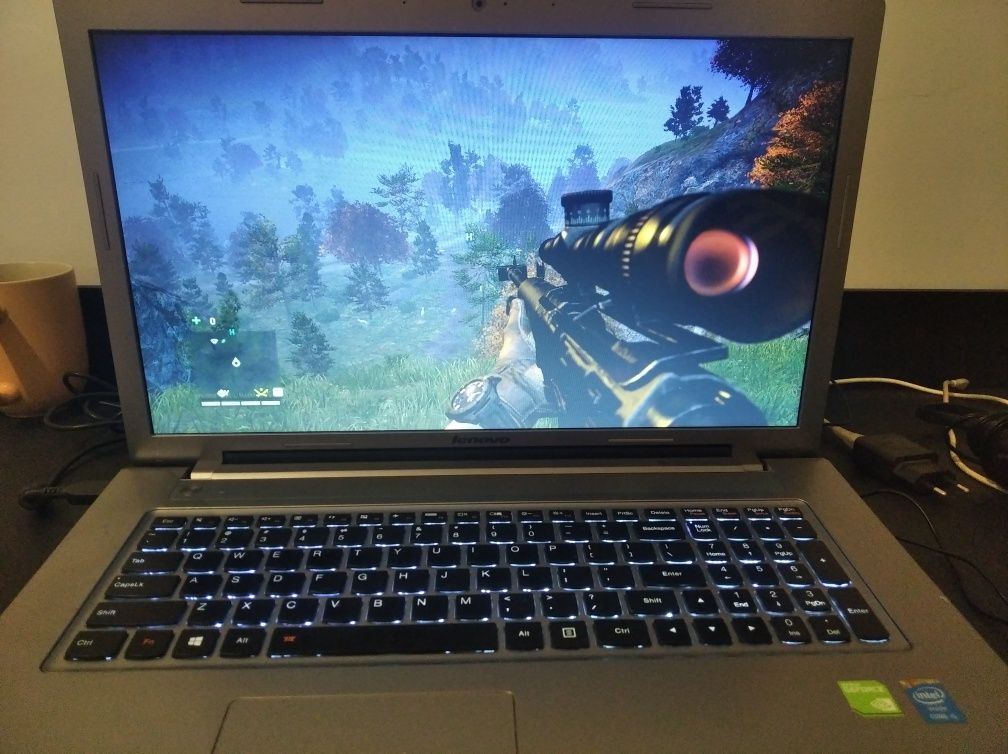 Lenovo 17,3", i5, 8GB, GeForce GT 745m