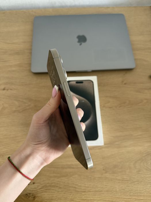 Iphone 15 pro max 256 с физ. симкой