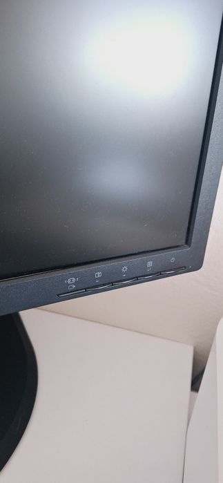 Komputer Lenovo monitor komputer klawiatura myszka czarny