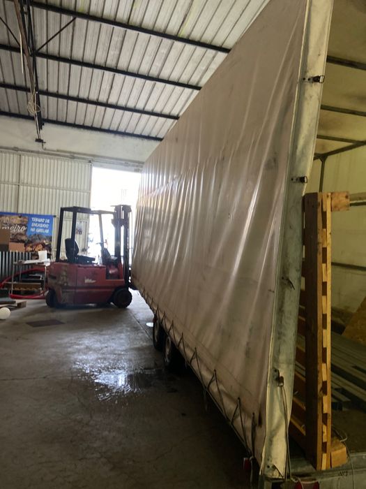 Reboque 6 mt com lona