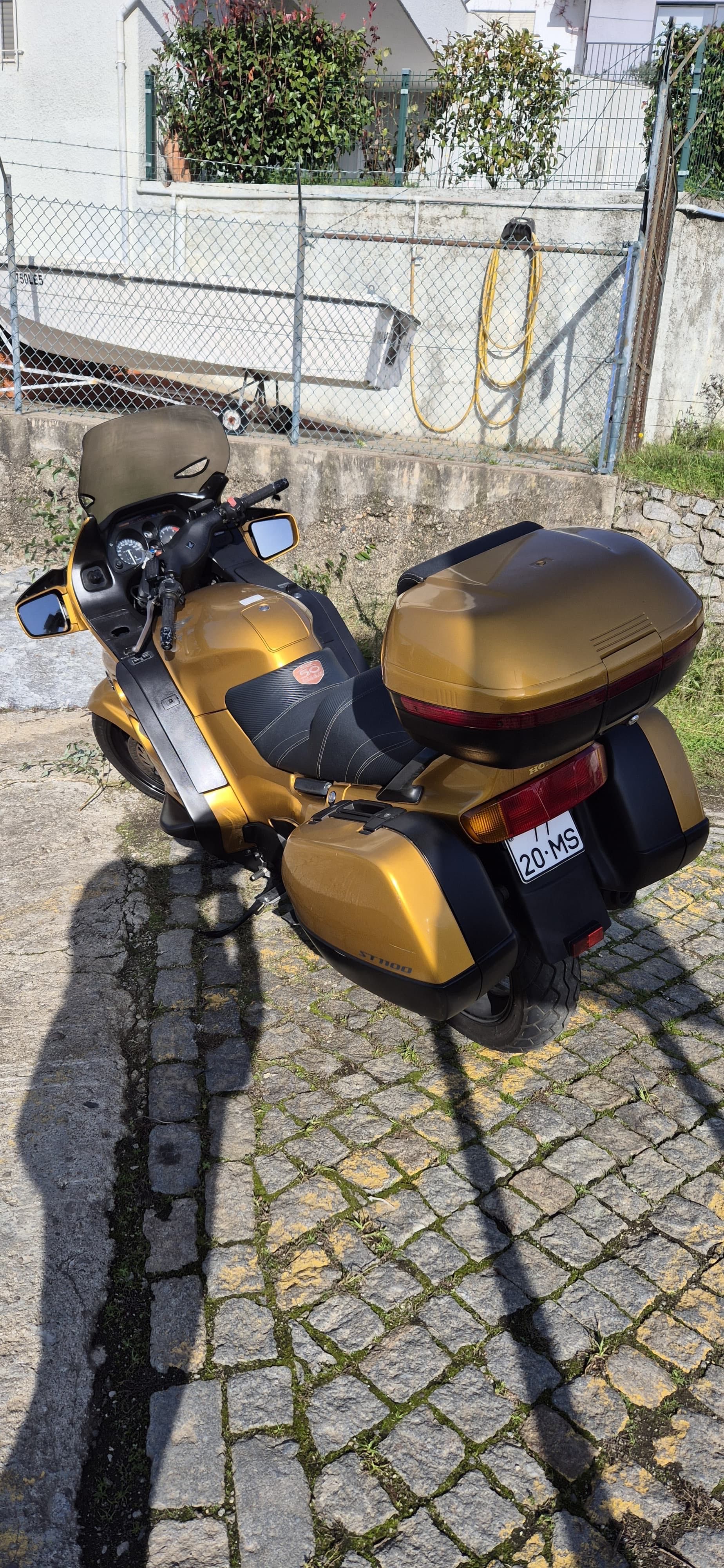 Honda Pan European St1100 50Th aniversary