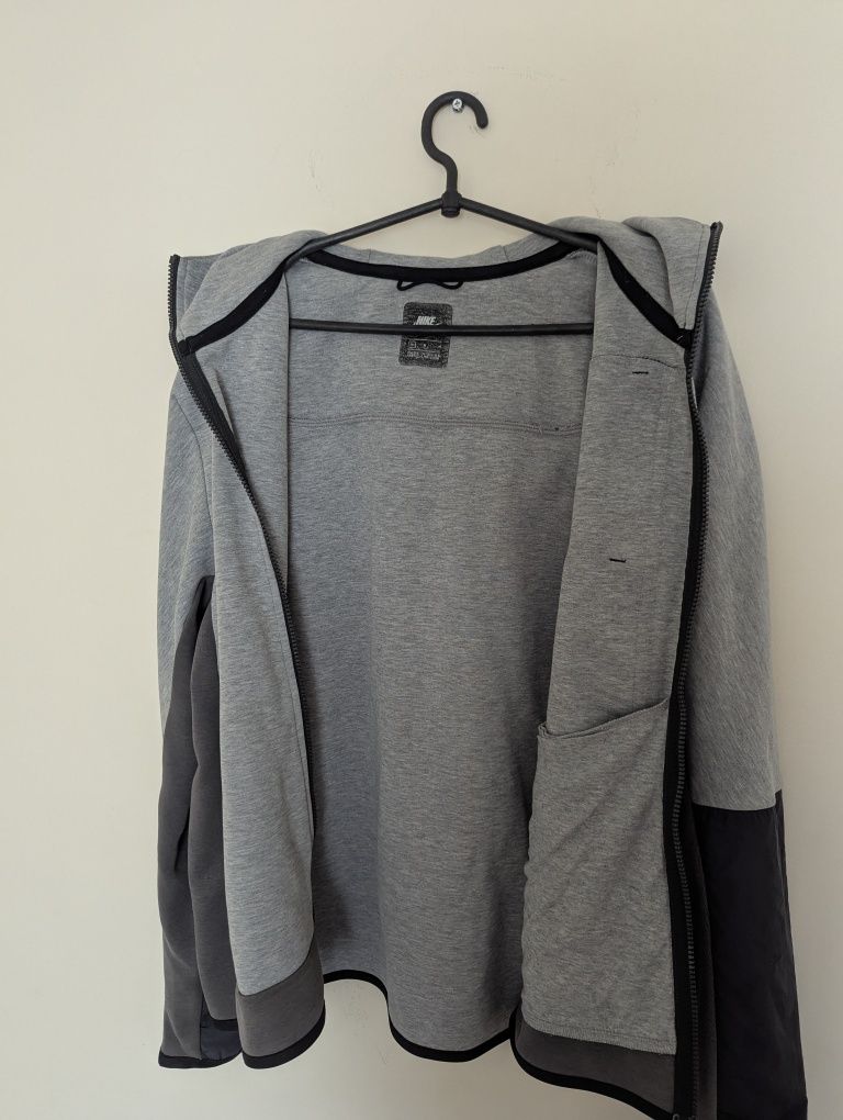 Nike tech fleece