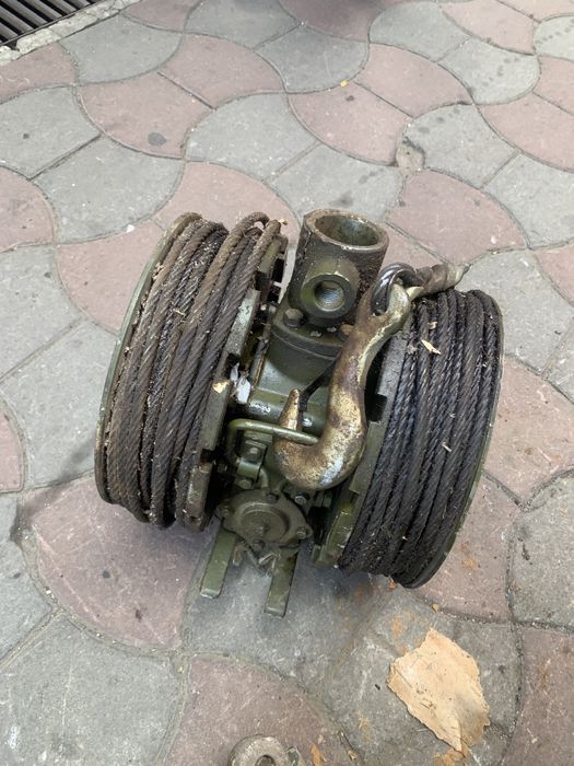 Лебідка під трактор УНЖА тяговая дифференциальная ЛТ2 для мачт