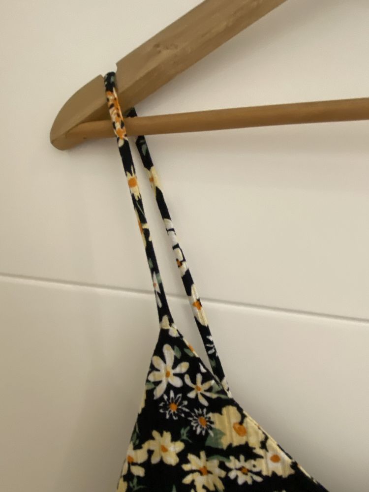 Vestido florido - Bershka