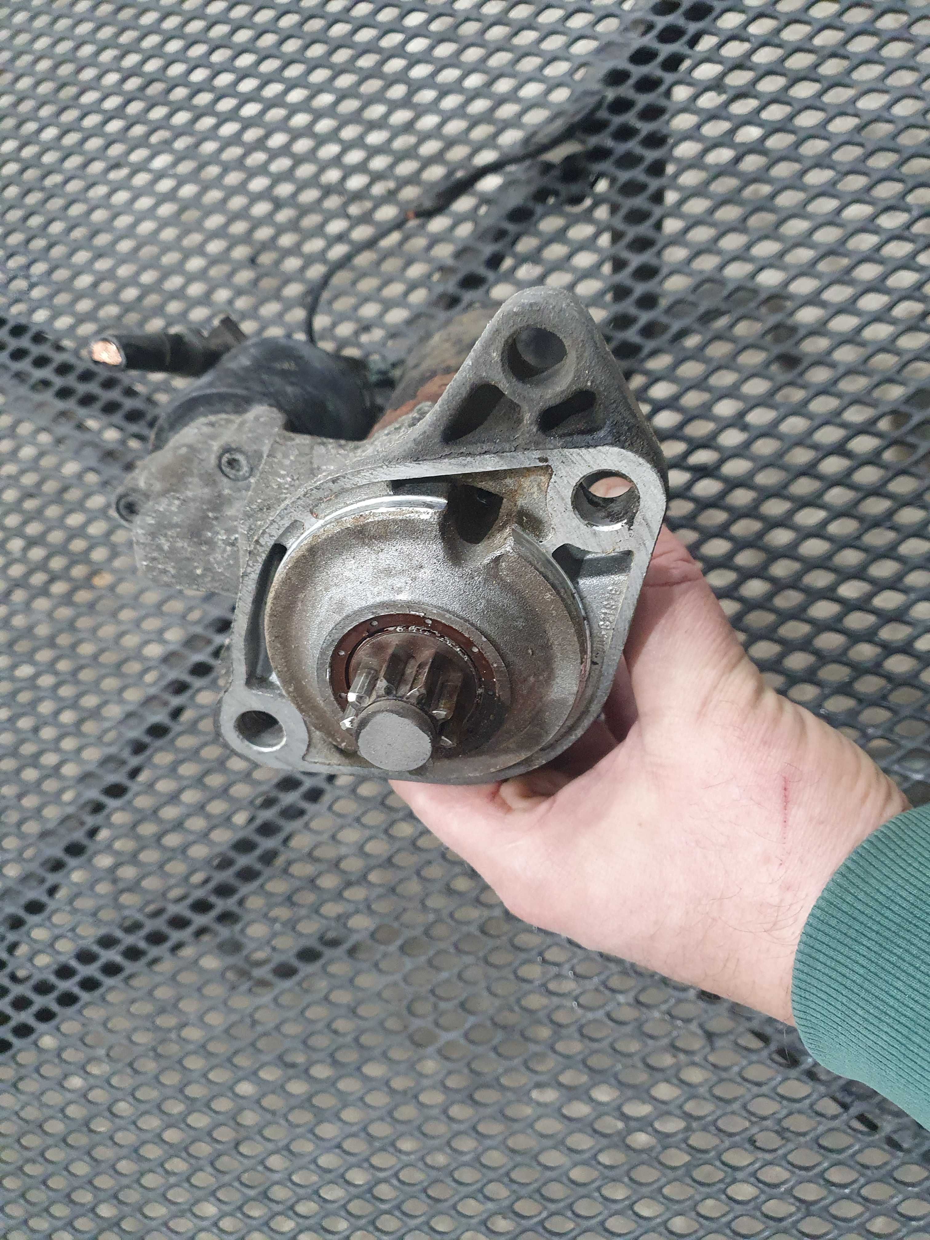Rozrusznik Audi a3 8l 1.6 benzyna Avu Fdh