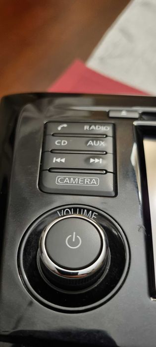 Nissan J11 radio/nawigacja, panel AC