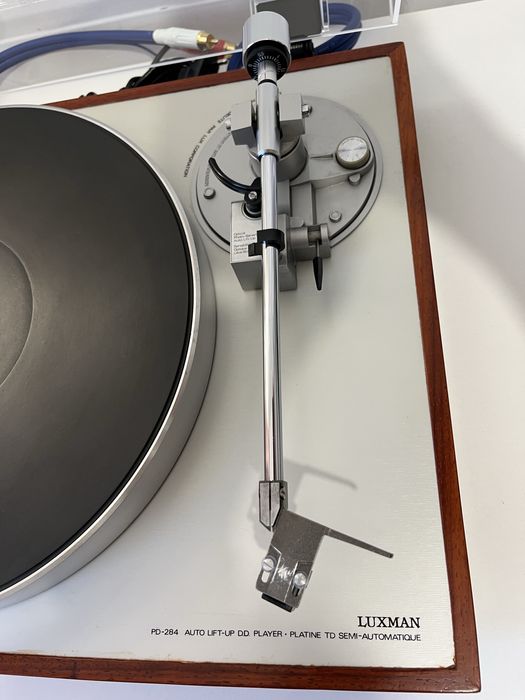 Gramofon Luxman PD 284, serwis, nowa igła, pokrywa i fornir.