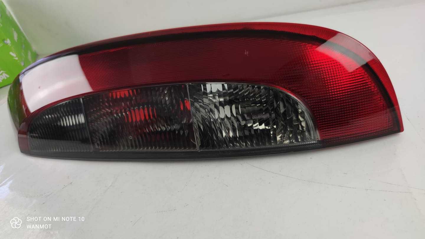 Lampa tylna zespolona prawa Opel Corsa