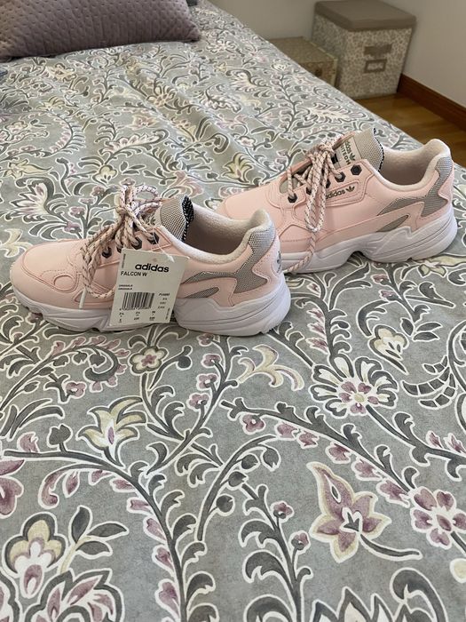 Sapatilhas adidas Novas 36