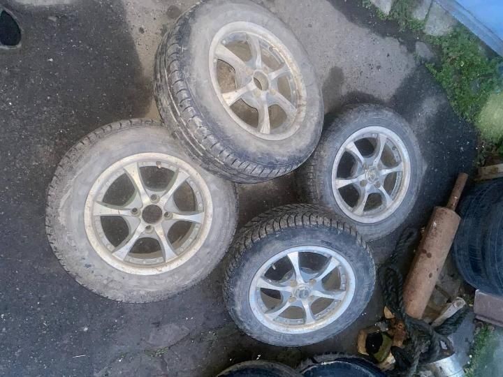 Титаны с хорошей резиной