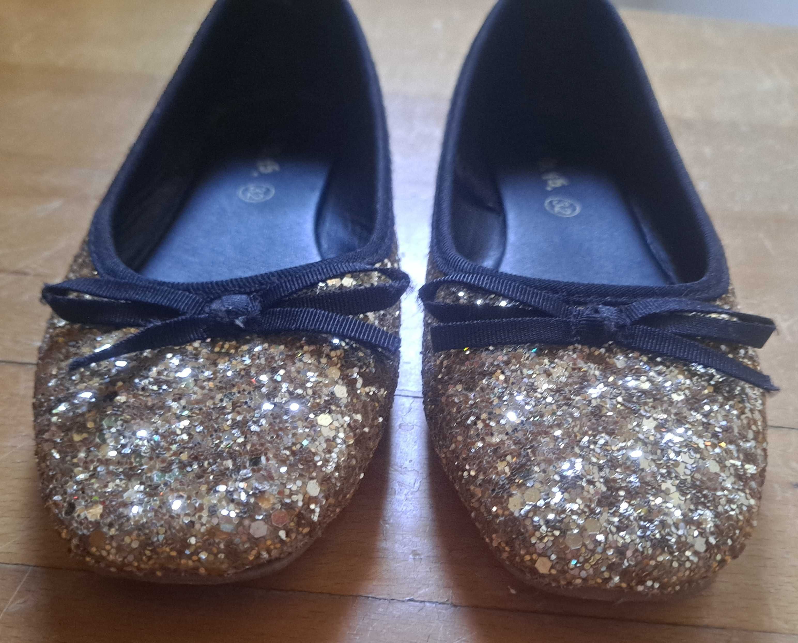 Baleriny brokatowe, marki 5 10 15, rozmiar 32