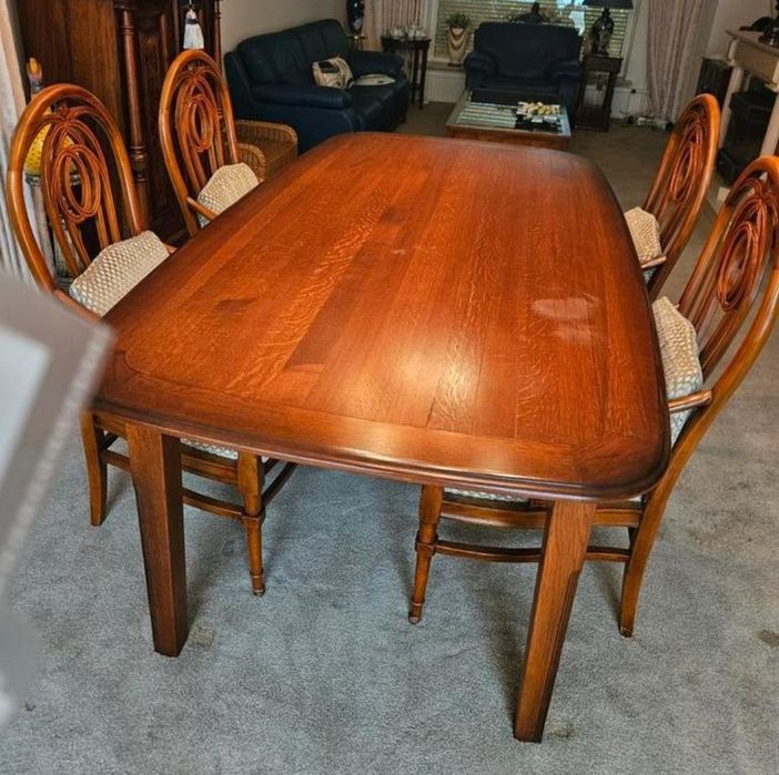 Стіл дубовий дерев'яний