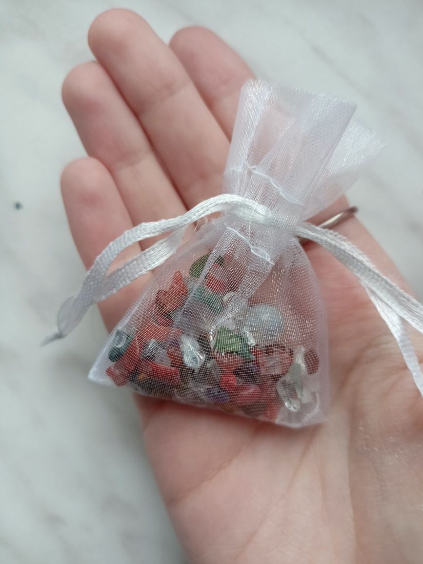 Zestaw kamieni naturalnych: lapis lazuli , kwarc różowy , czysty kwarc