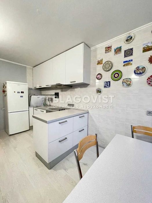 Володимира Івасюка 64/56 , Оболонь, Героїв Дніпра,